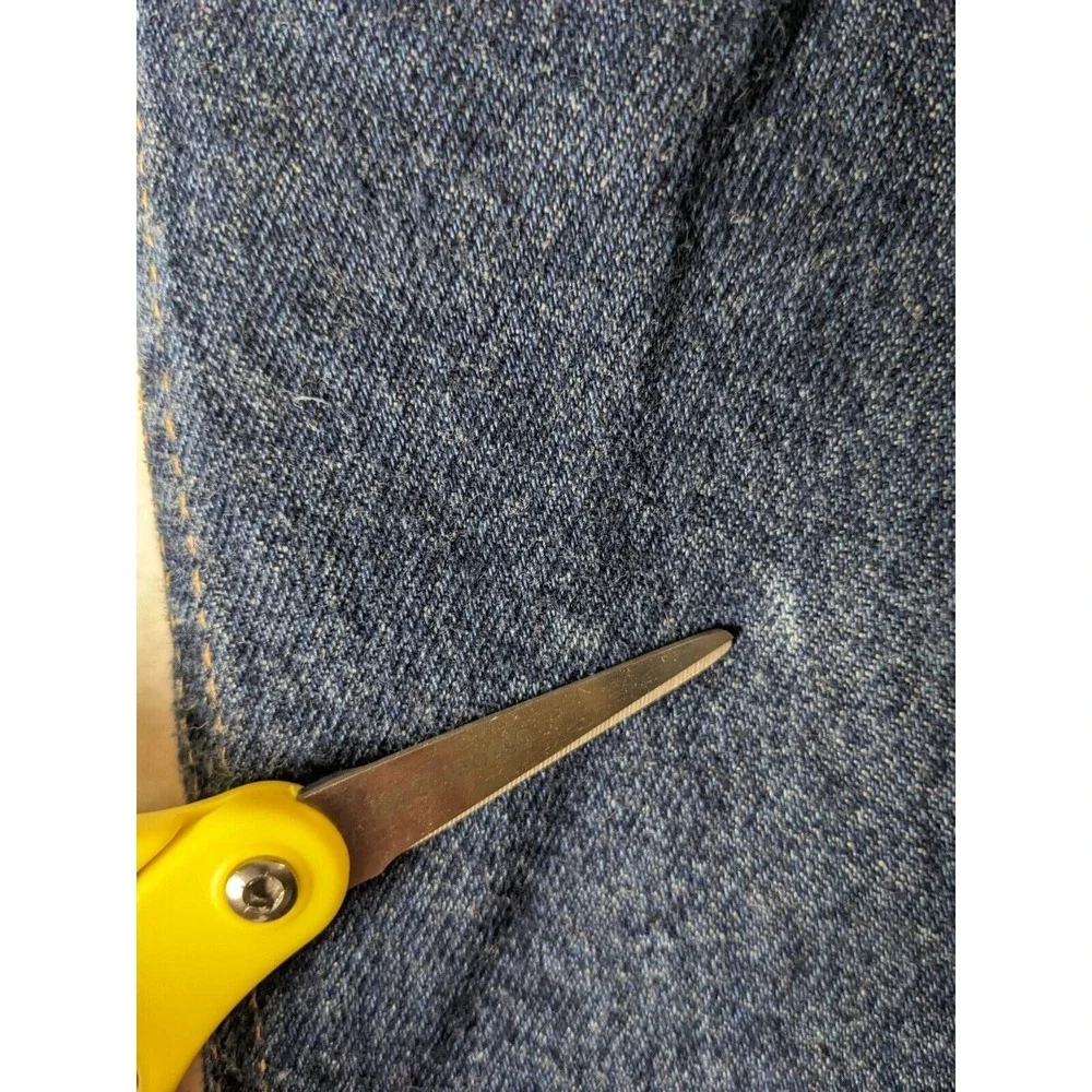 Wrangler Rugged Wear Mens Jeans Size 42 x 32 Cotton Blue